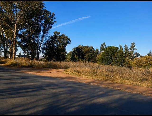 13,688M² VACANT LAND FOR SALE IN HIGHBURY